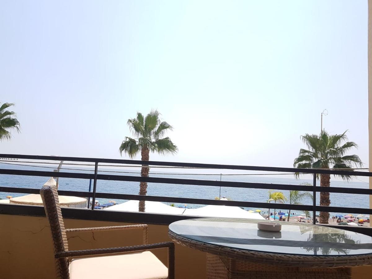 Polifemo Apartment Летояни Екстериор снимка
