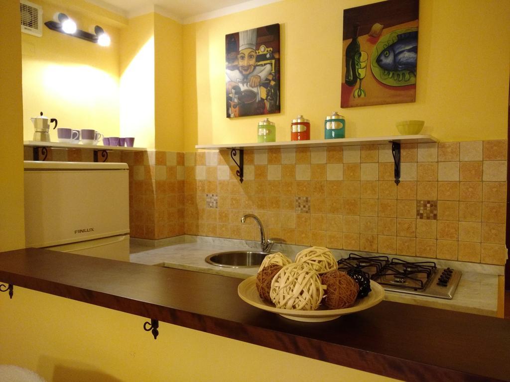 Polifemo Apartment Летояни Екстериор снимка